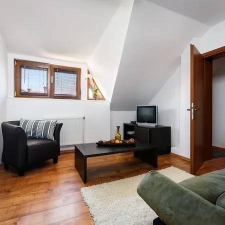 Two Bedroom 公寓
